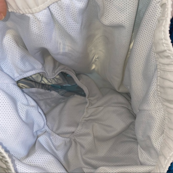 EUC Boys Size XXL Regular, GAP Kids Blue and White Floral Swim Trunks - Picture 8 of 10